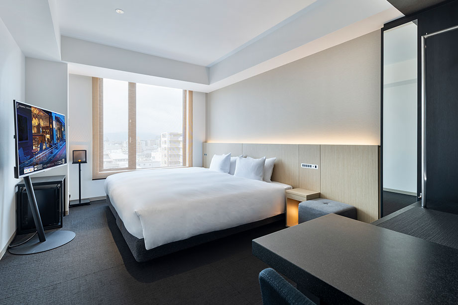 DOUBLE ROOM